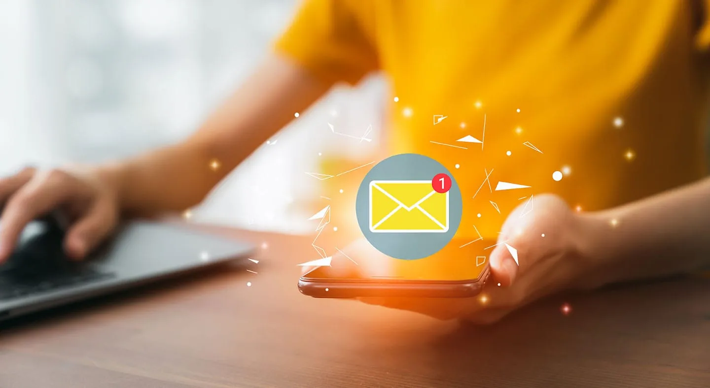 Tax firm client receiving a helpful newsletter or weekly tax tip